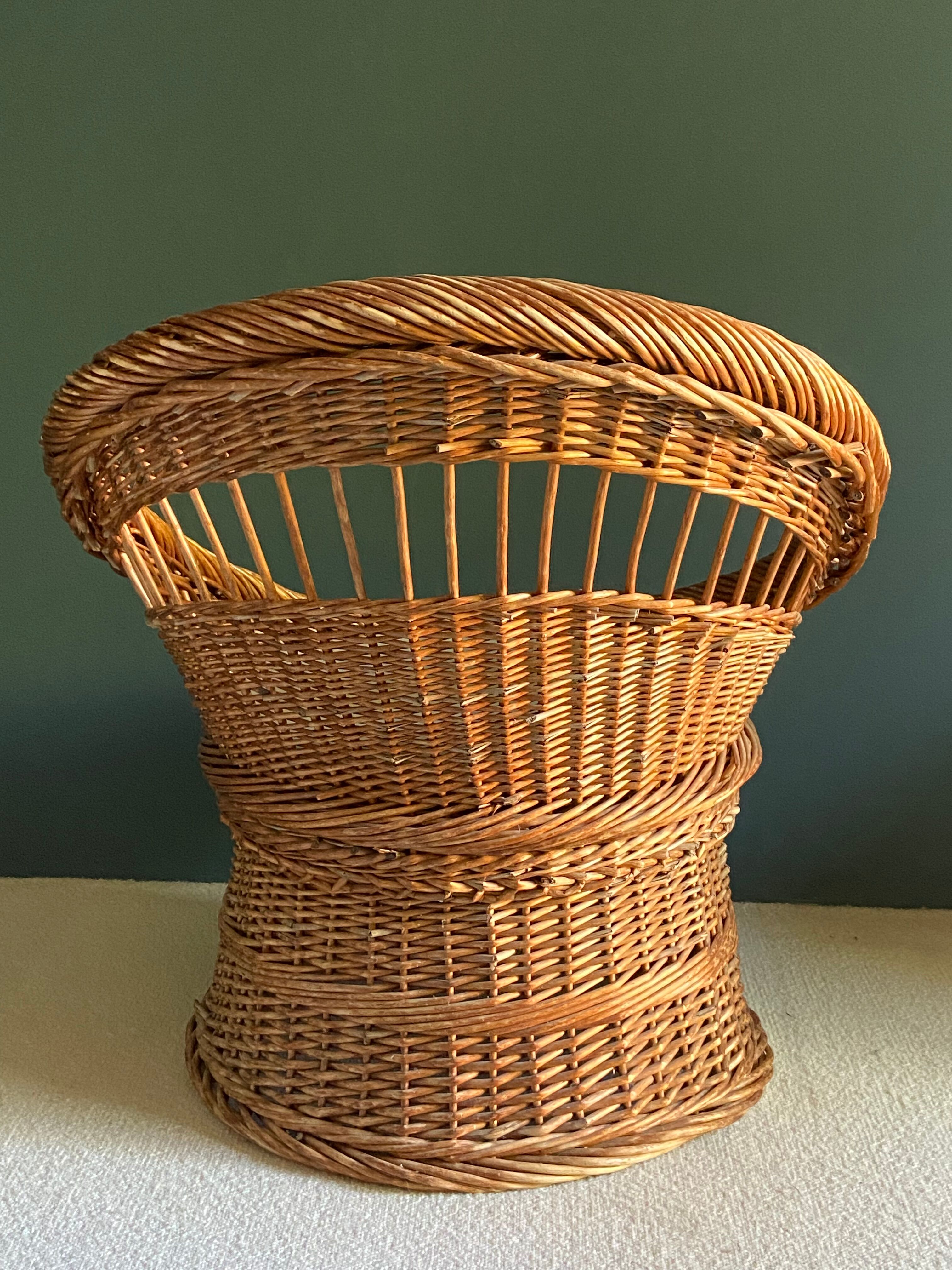 Lot de fauteuils et table en rotin osier années 70