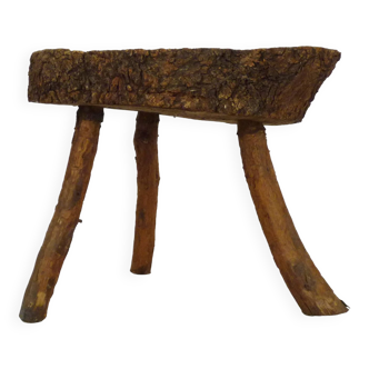 Tripod oak milking stool, Ariège peasant art, France (19th century)