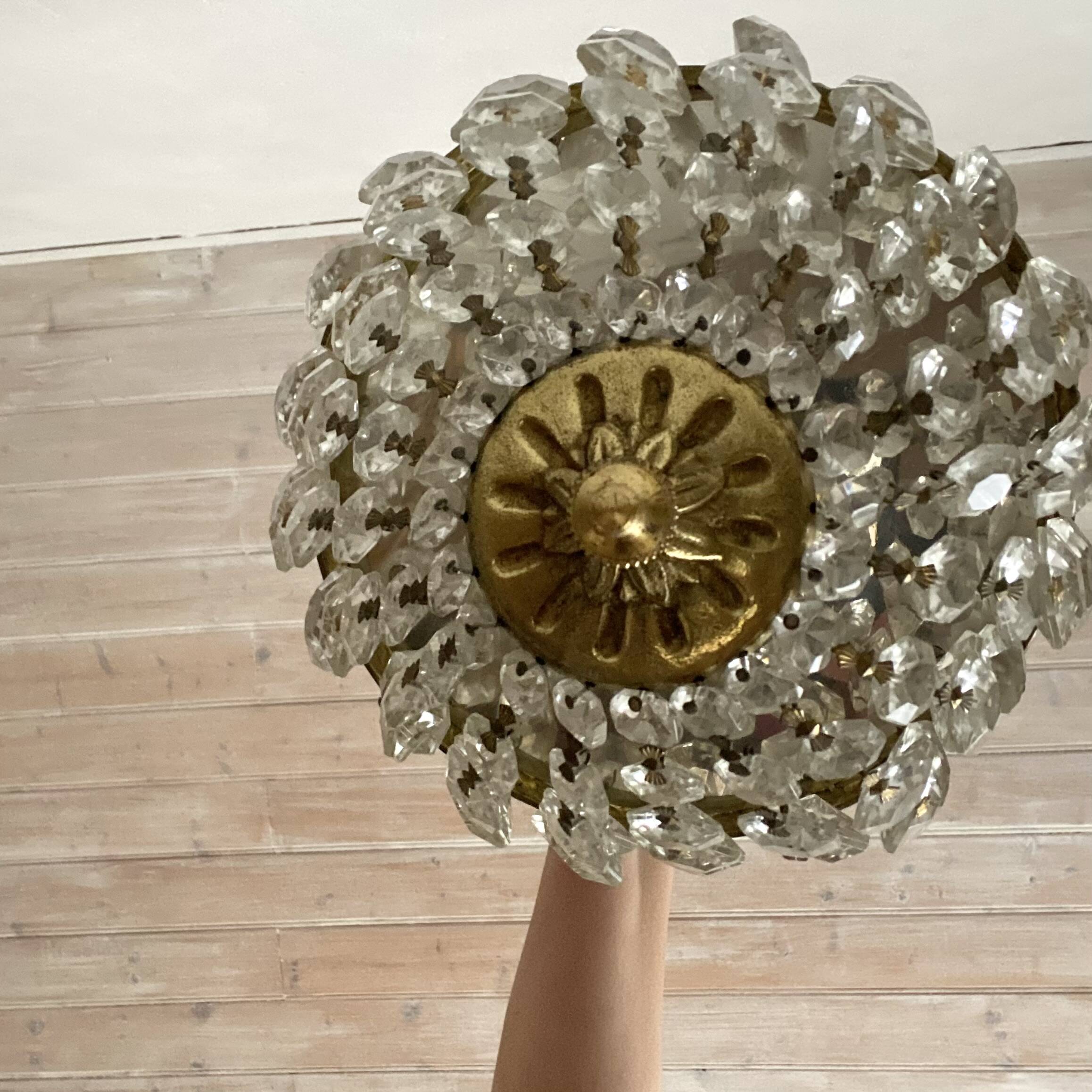 Basket ceiling light with tassels and brass