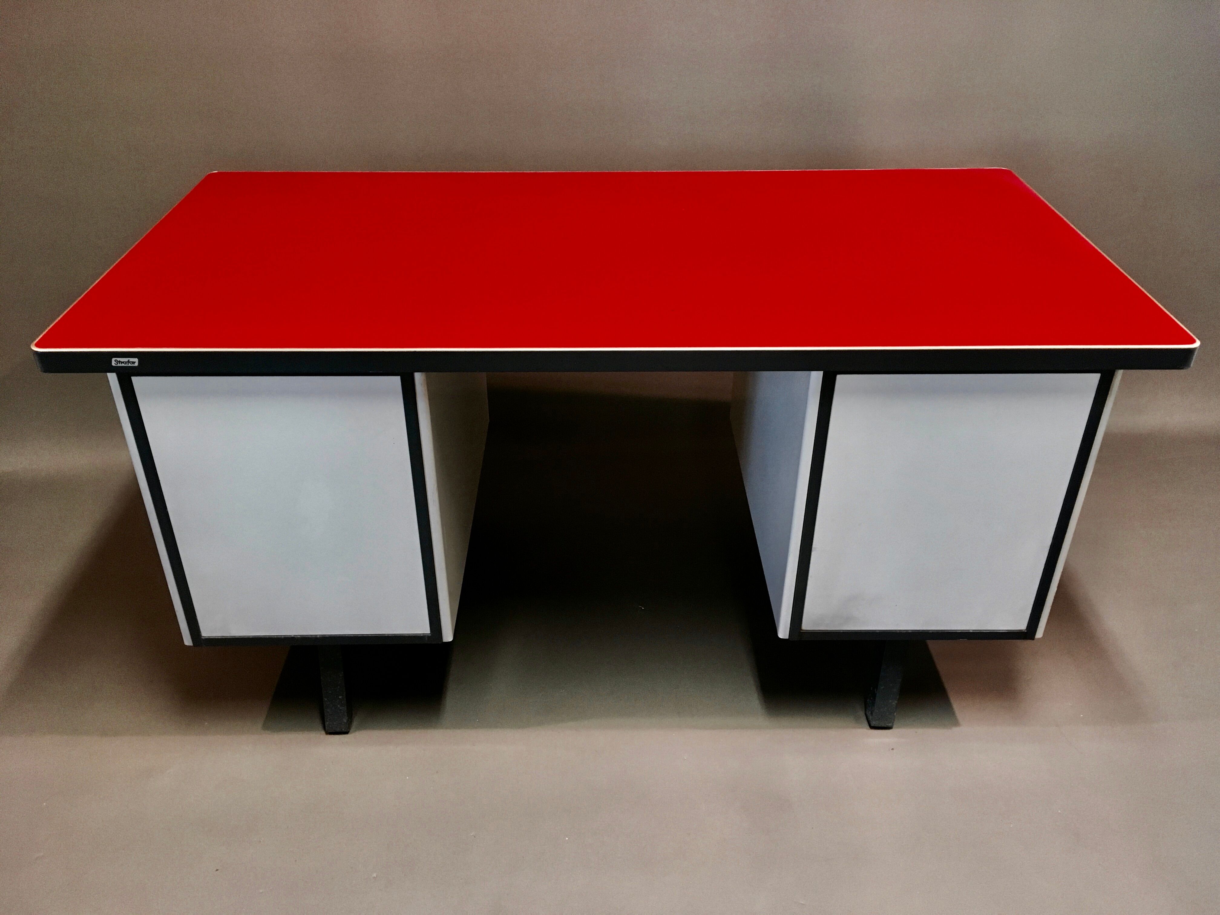 Metal industrial office Strafor 1950