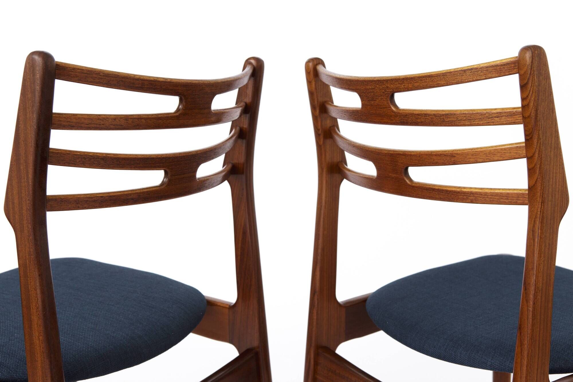 Pair of Vintage Teak Chairs by Johannes Andersen for Vamo (1960s) – Model 1