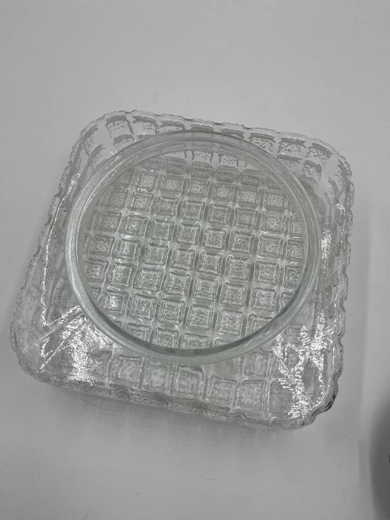 Square molded glass ceiling light with relief