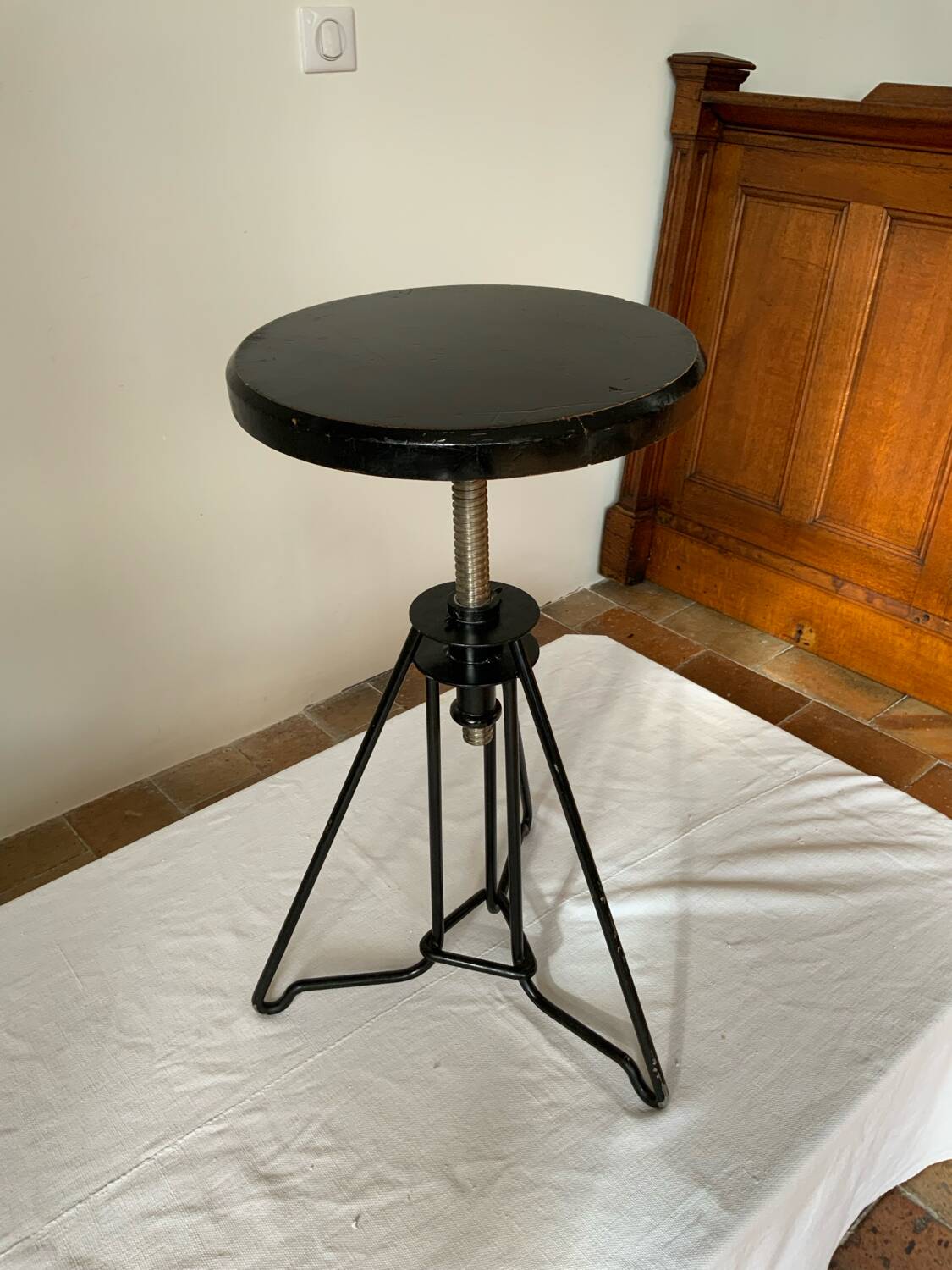 Adjustable stool