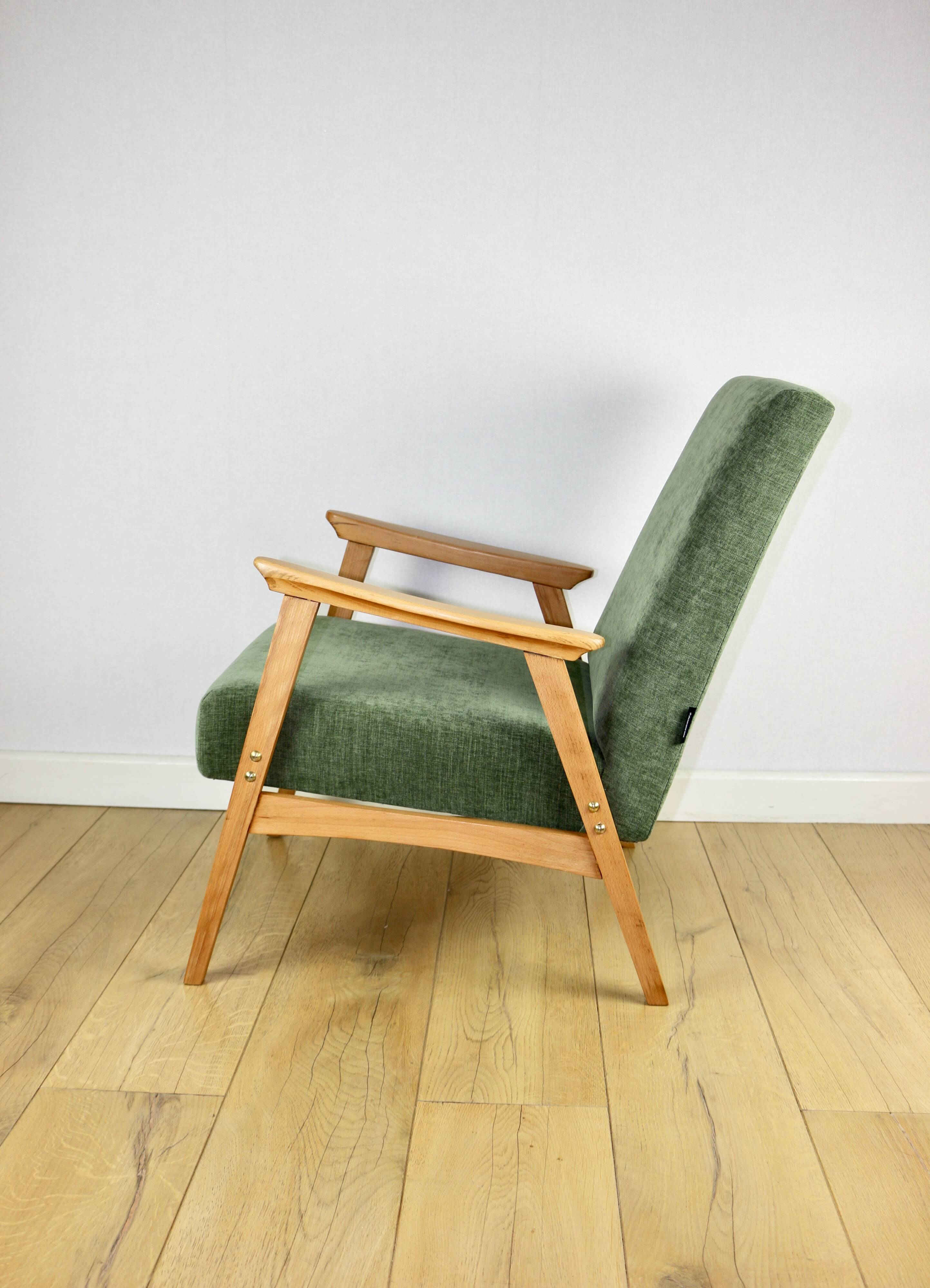 Classic armchair green olive structural light wood