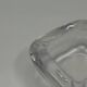 Cendrier vintage en verre épais transparent, forme carrée aux angles arrondis
