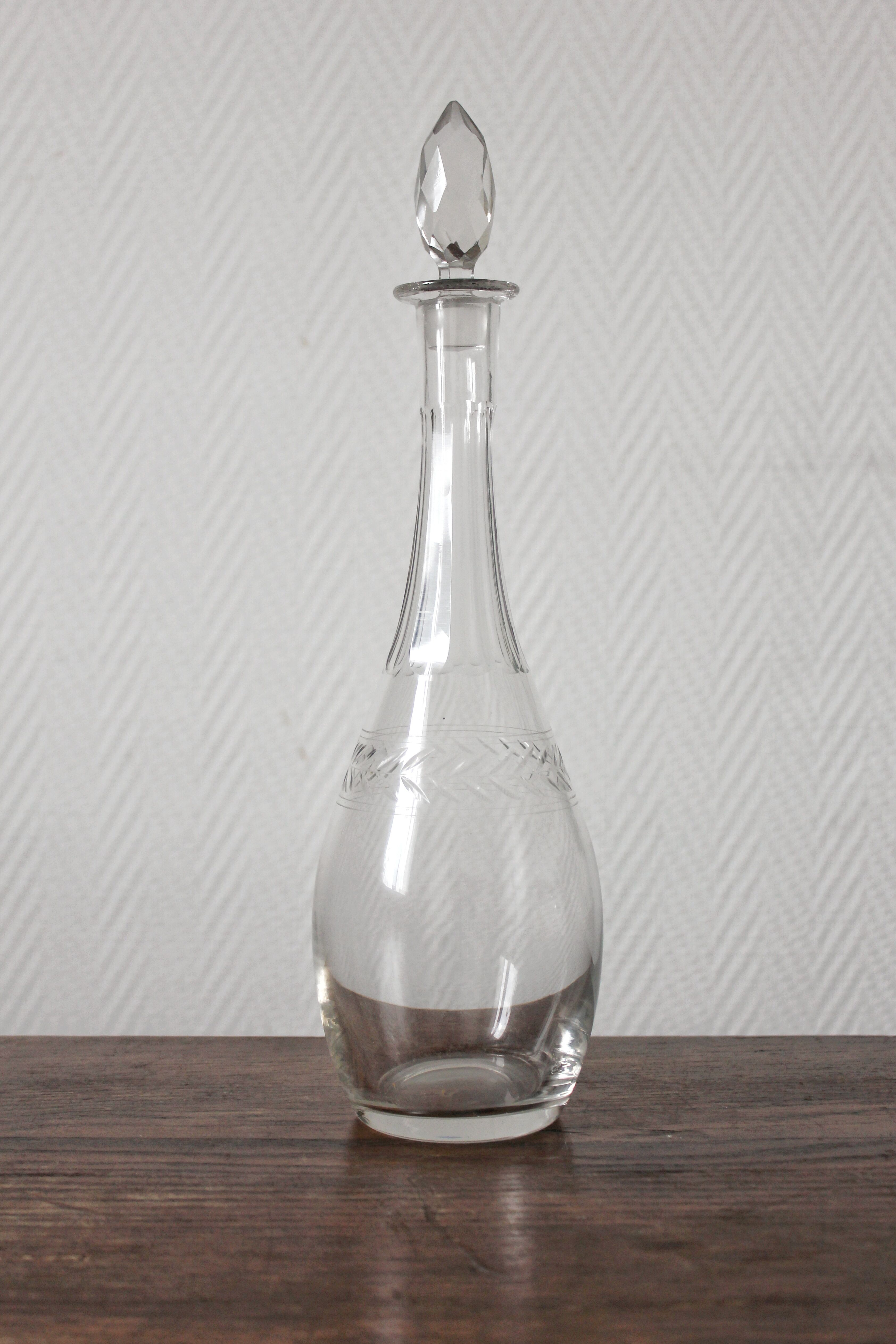 Antique crystal carafe engraved with a laurel leaf frieze