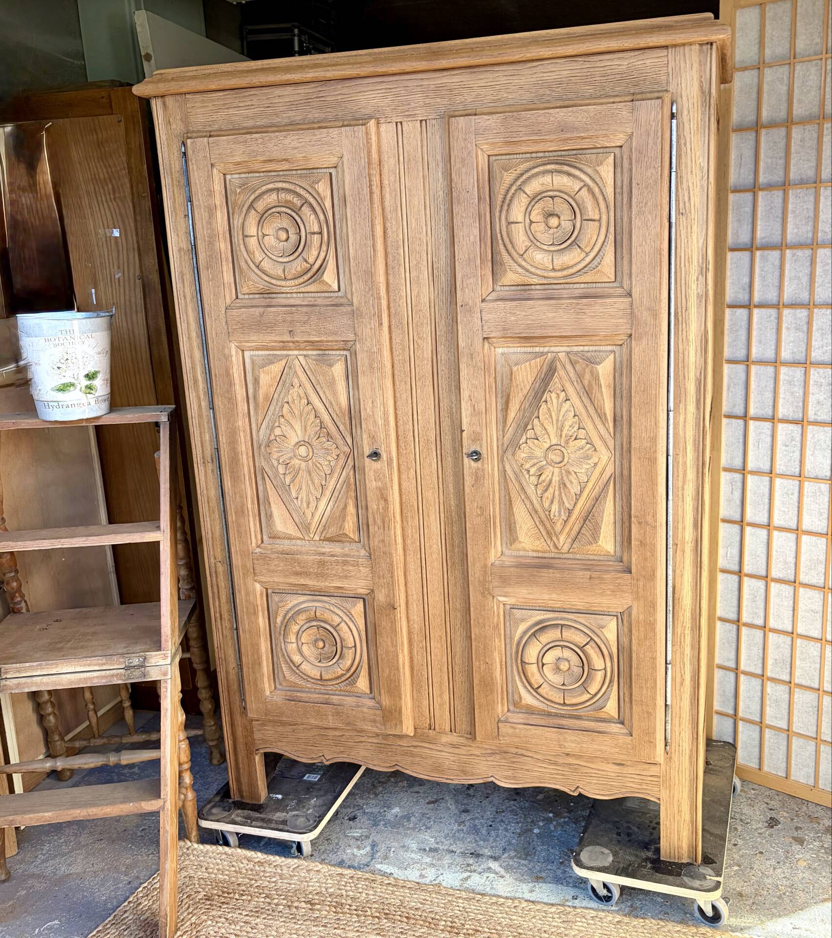 Armoire en chêne 