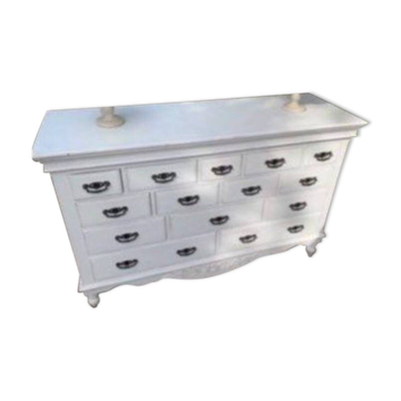 Dresser/set of drawers and its table lamps