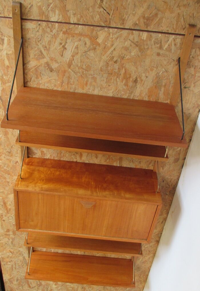 Poul Cadovius Royal System