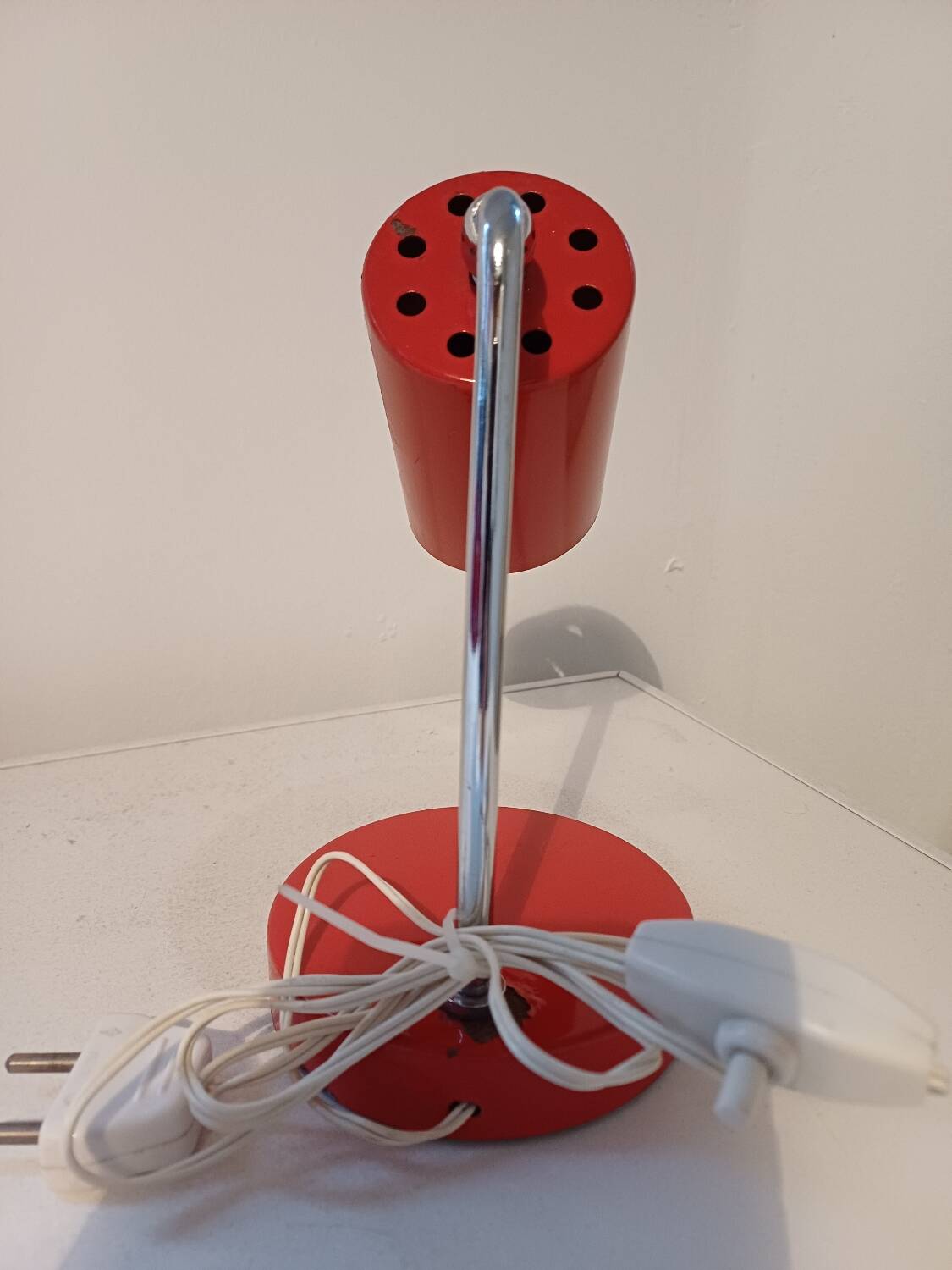 70's red desk lamp