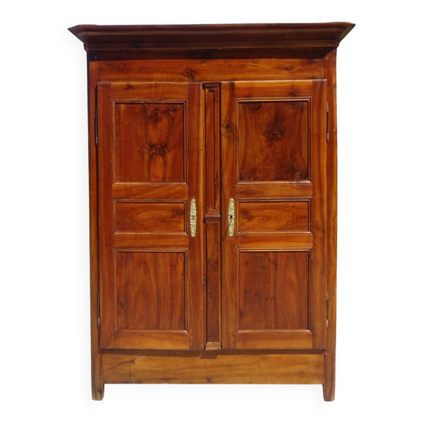 Ancienne armoire Louis Philippe en noyer