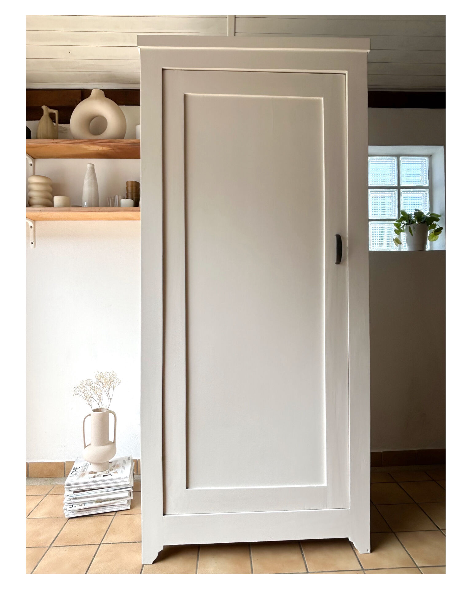 Armoire parisienne