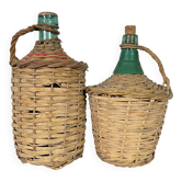 Lot 2 vintage bottles