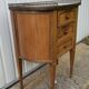 Commode de style Louis XVI