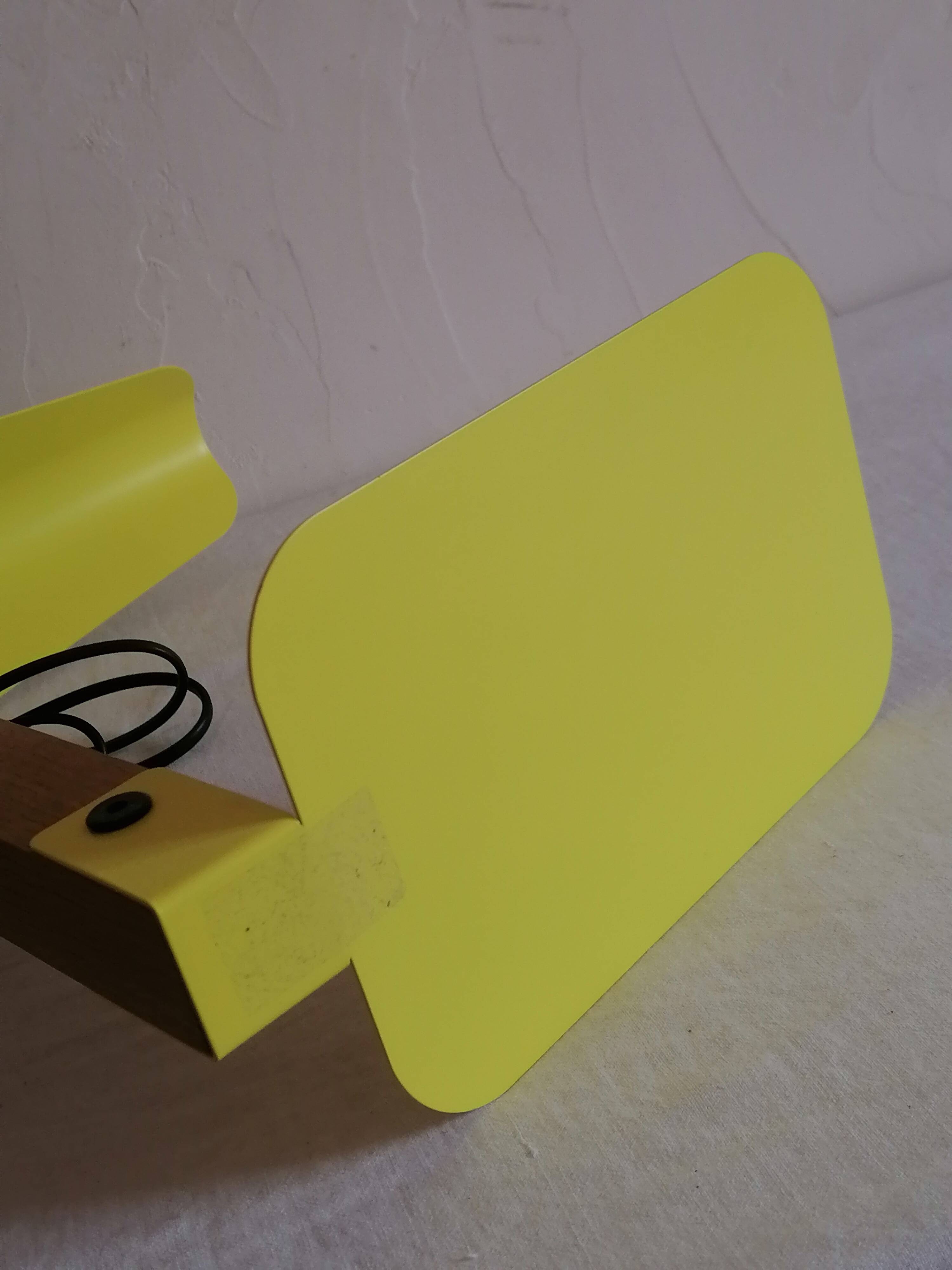 Modernist lamp in wood and metal