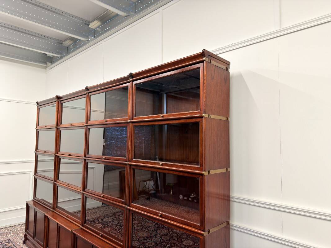 Set Original English Globe Wernicke Bookcase