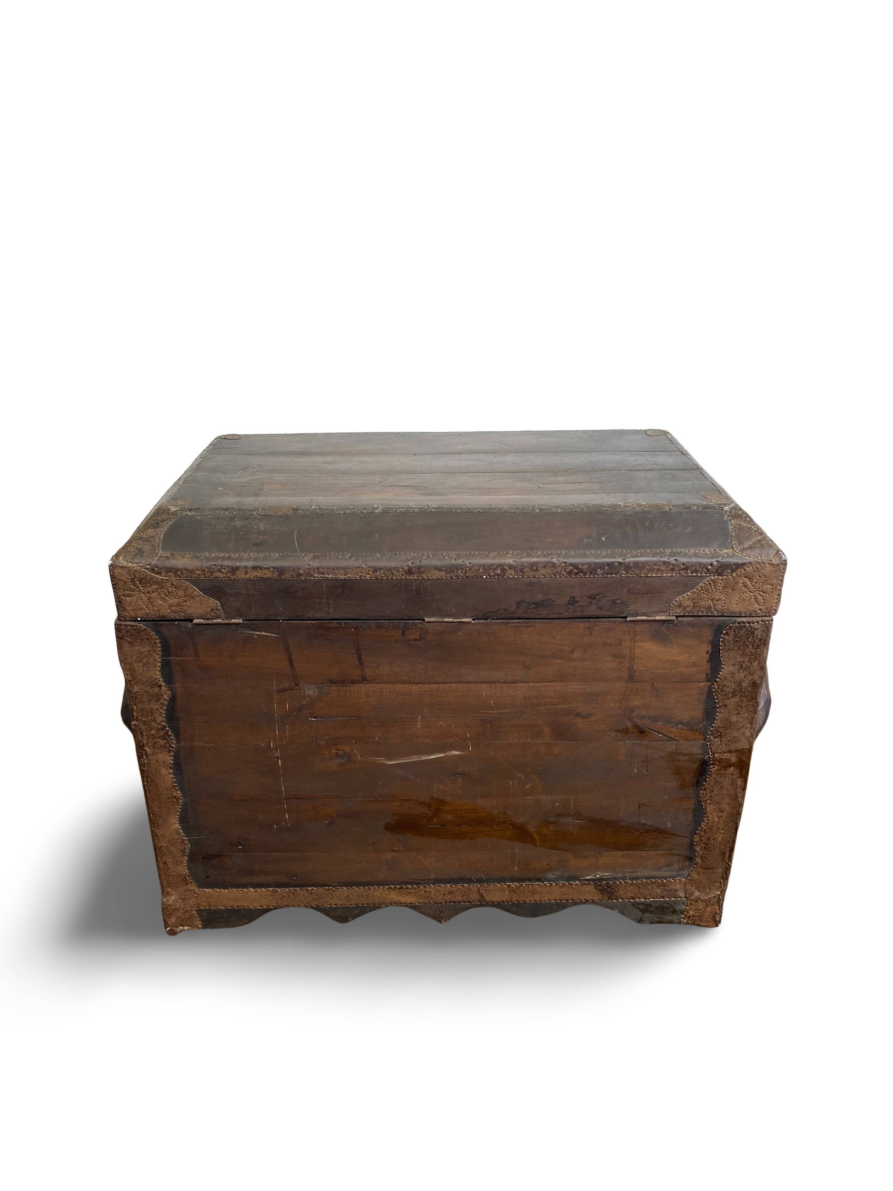 Antique 18th century Gothic chest in carved wood and leather