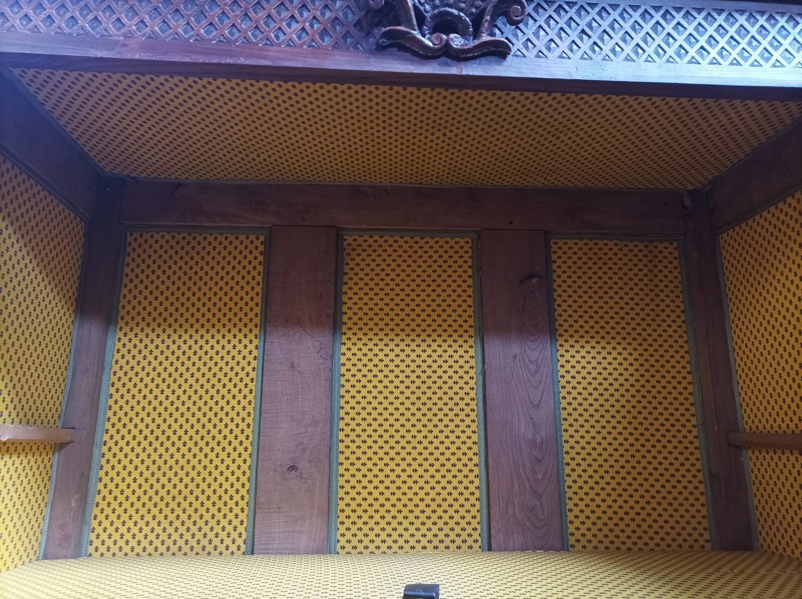 19th-century oak Renaissance wardrobe