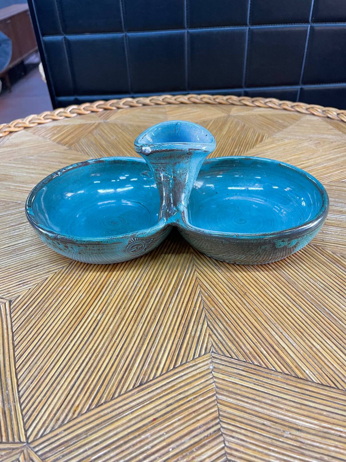 Double ceramic pocket tray