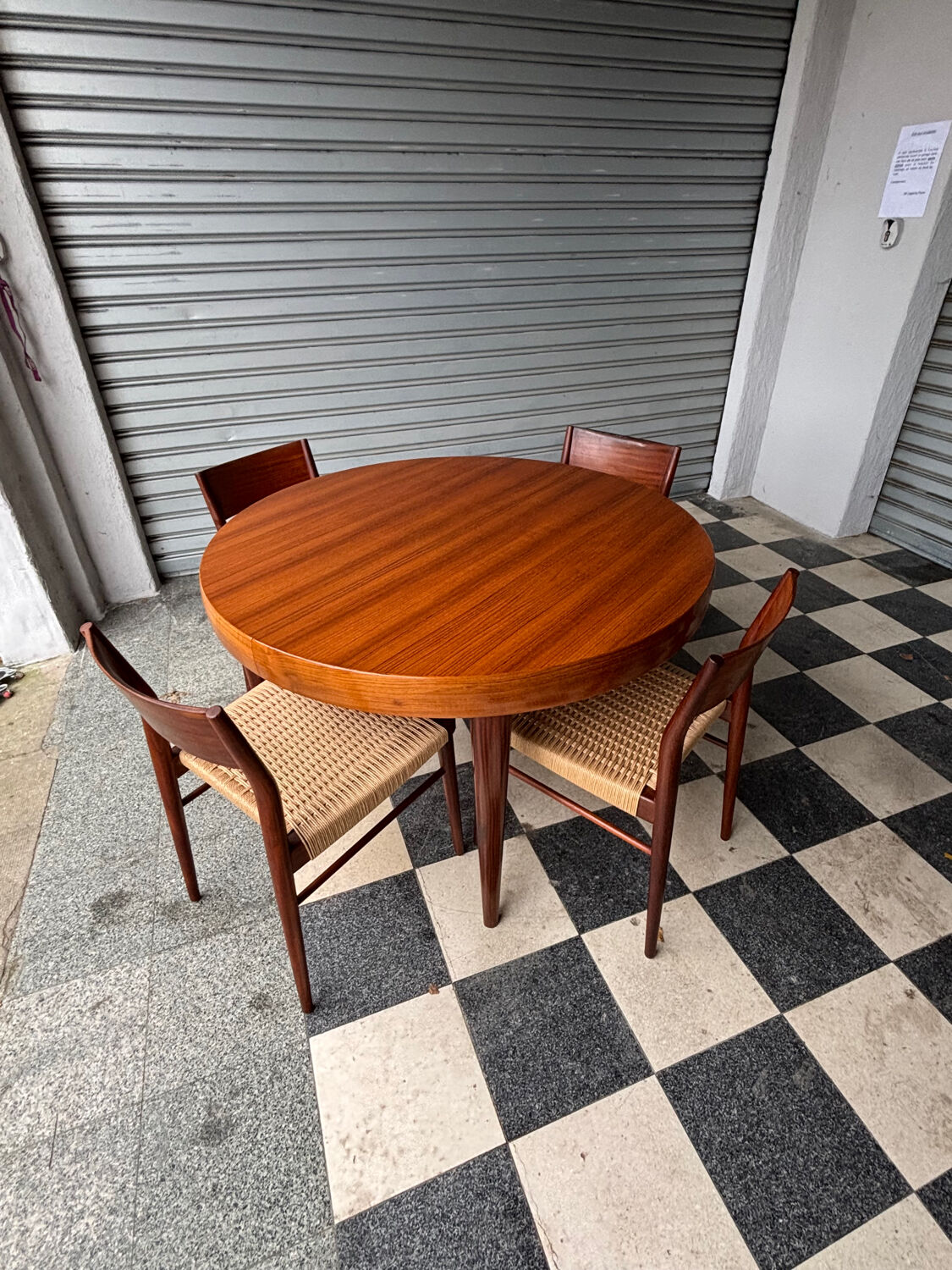 Table extensible en teck vintage