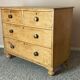 Commode anglaise en bois de pin