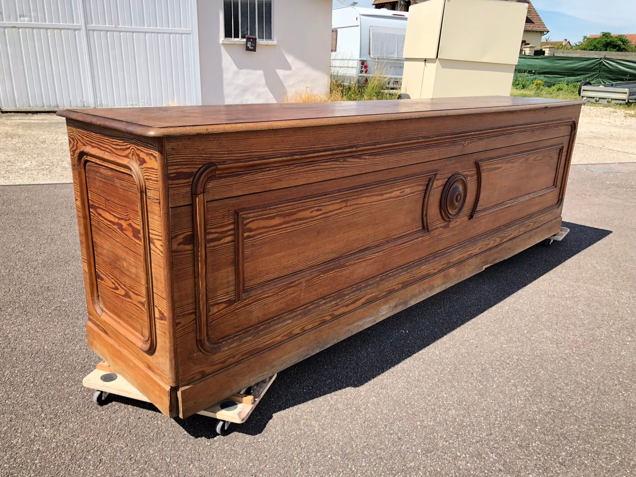 Ancien meuble comptoir de mercerie