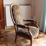 Voltaire chair with foot rest