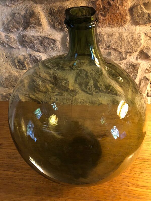 Dame jeanne ancienne bullée