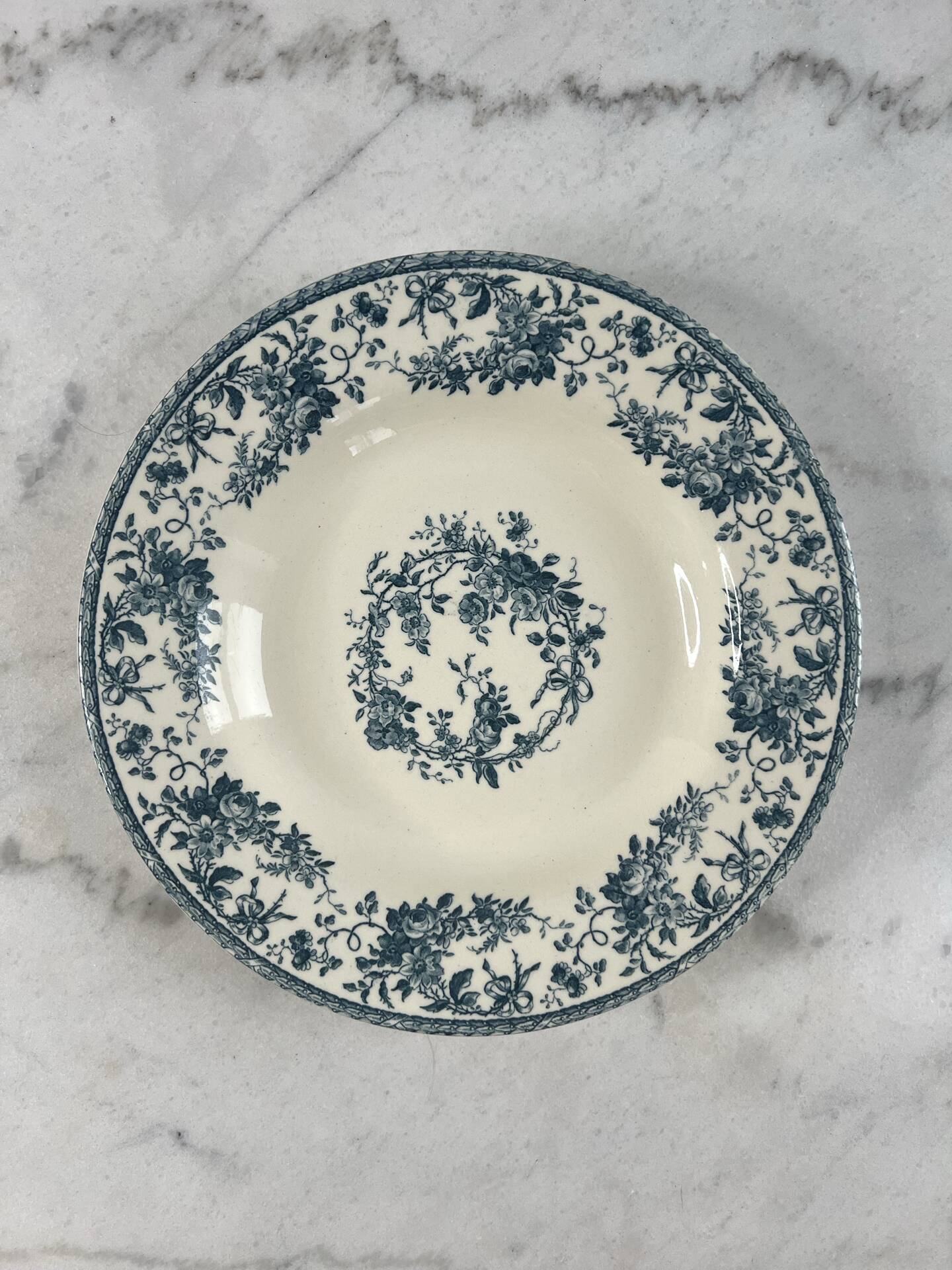Ironstone gien 1875 bouquet of roses collection - hollow lot of 3