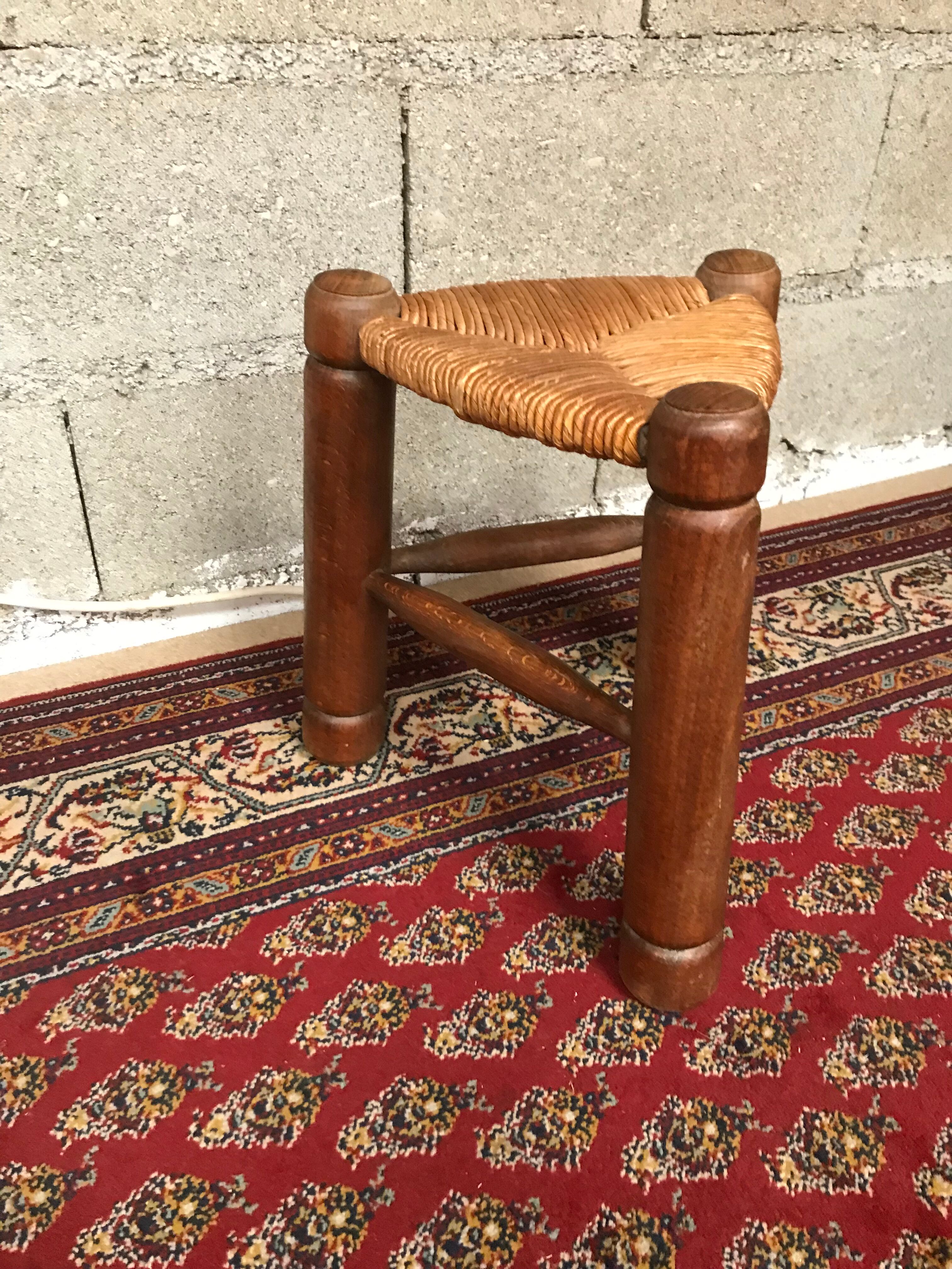Vintage tripod stool 50