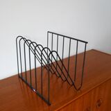 Black metal magazine rack Design attributed to François Arnal for Atelier A Made in France 1970