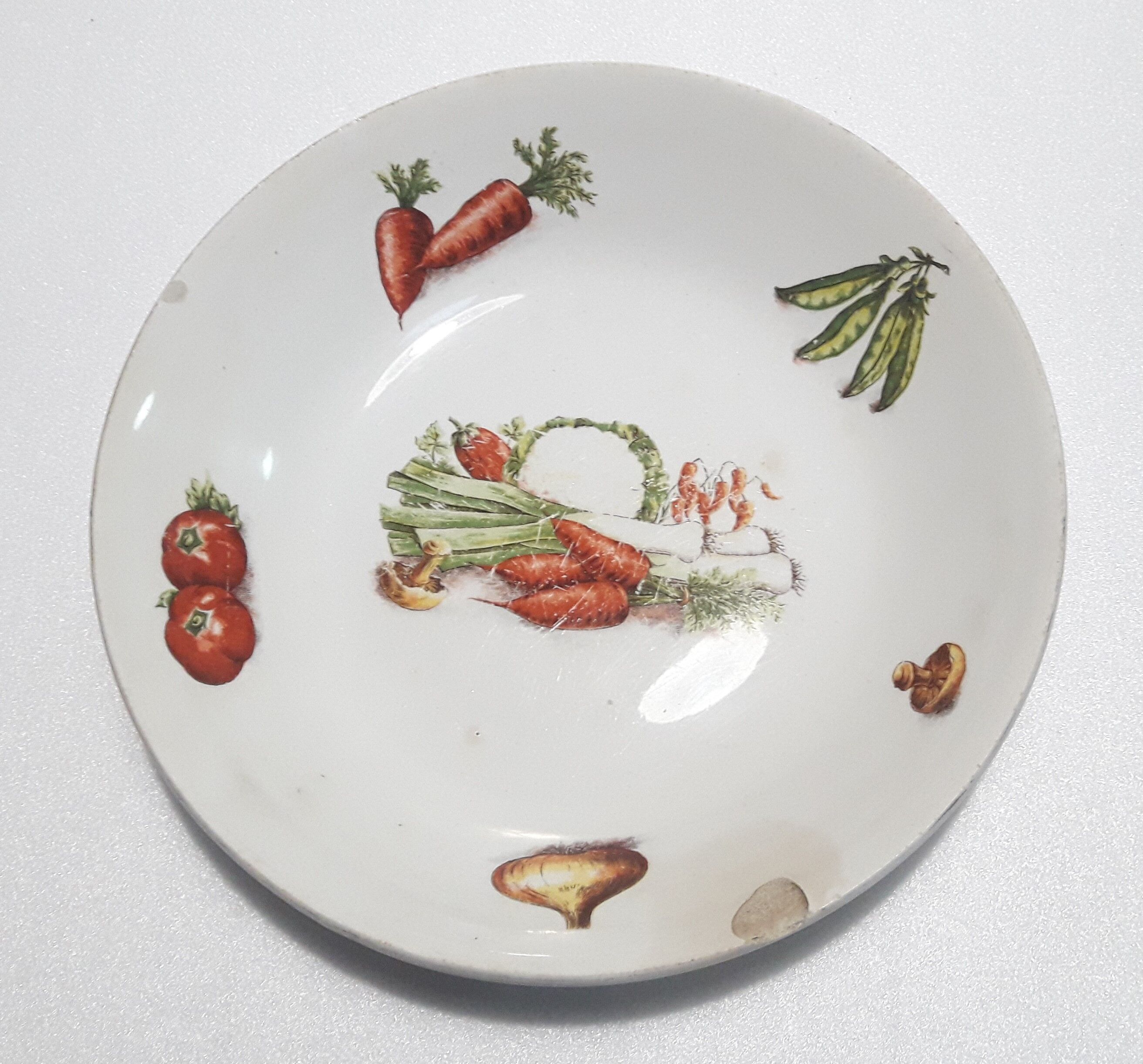 5 assiettes creuses Orchies Moulin des loups décor légumes