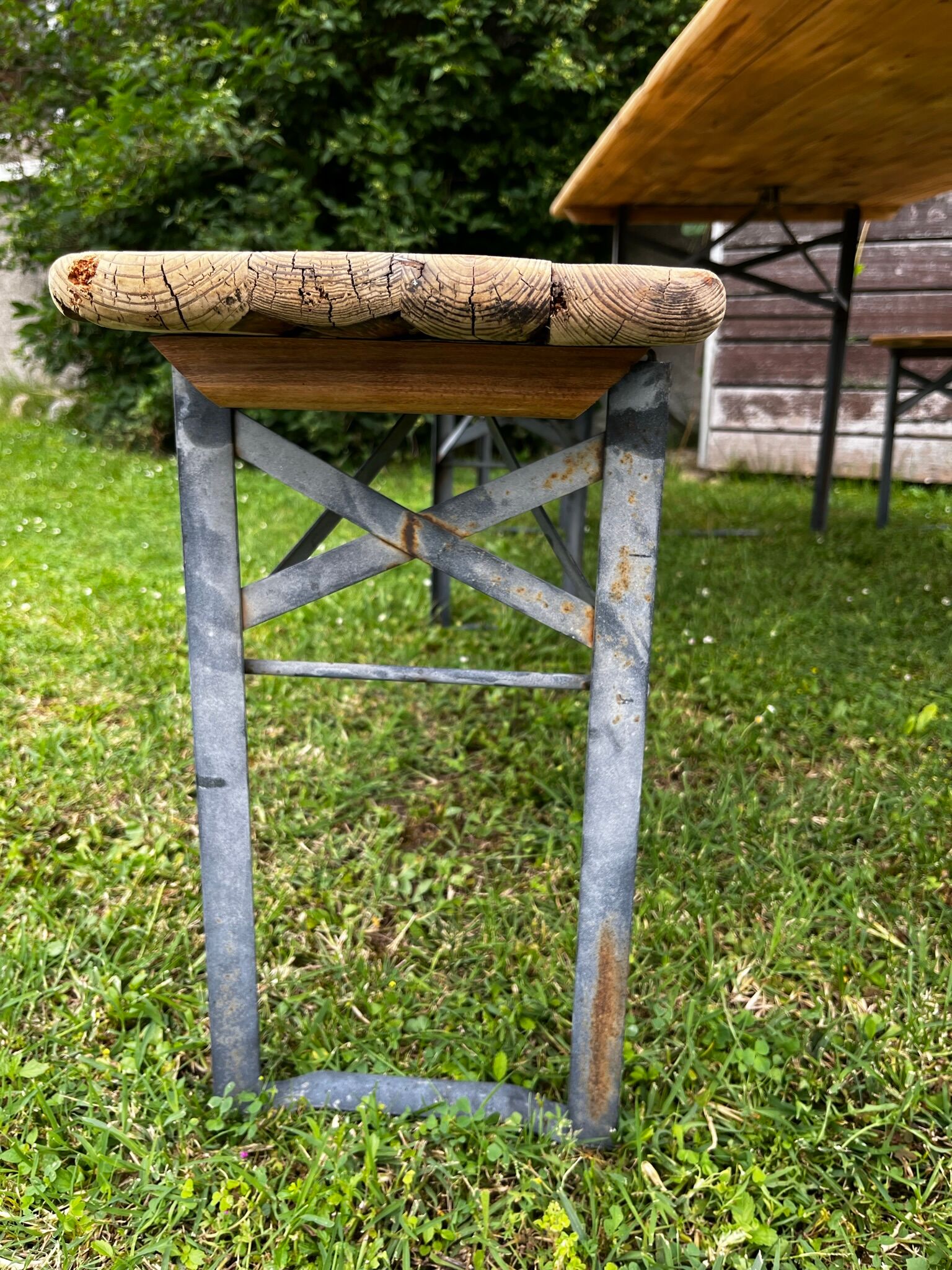 Guinguette table and benches