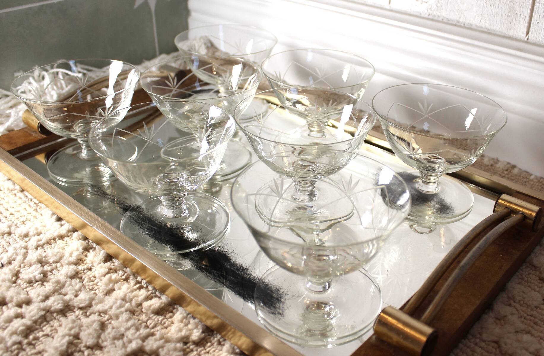 Set of 8 Champagne glasses in engraved crystal - Authentic Art Deco 1940