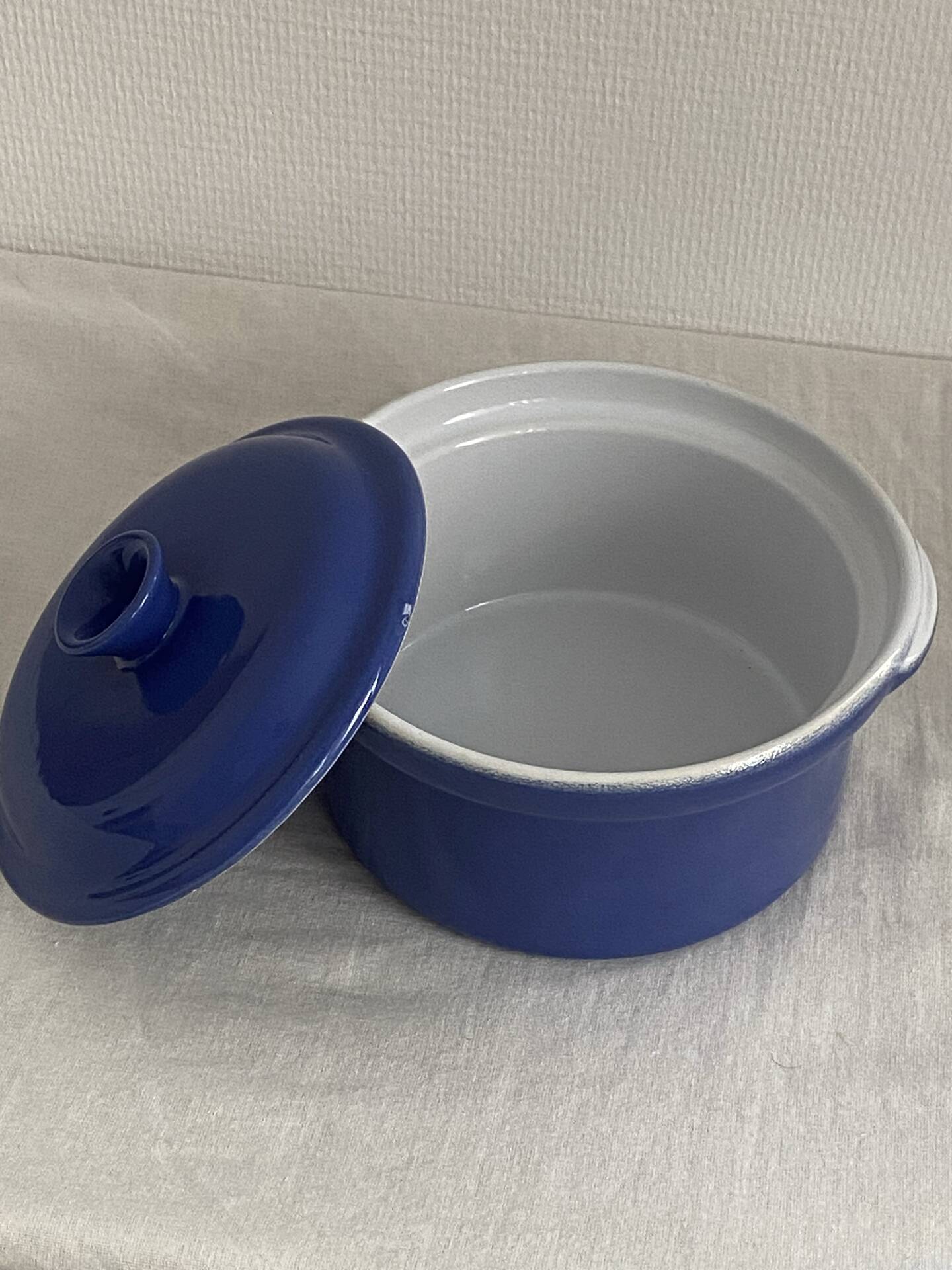 Cocotte en céramique bleue Emile Henry