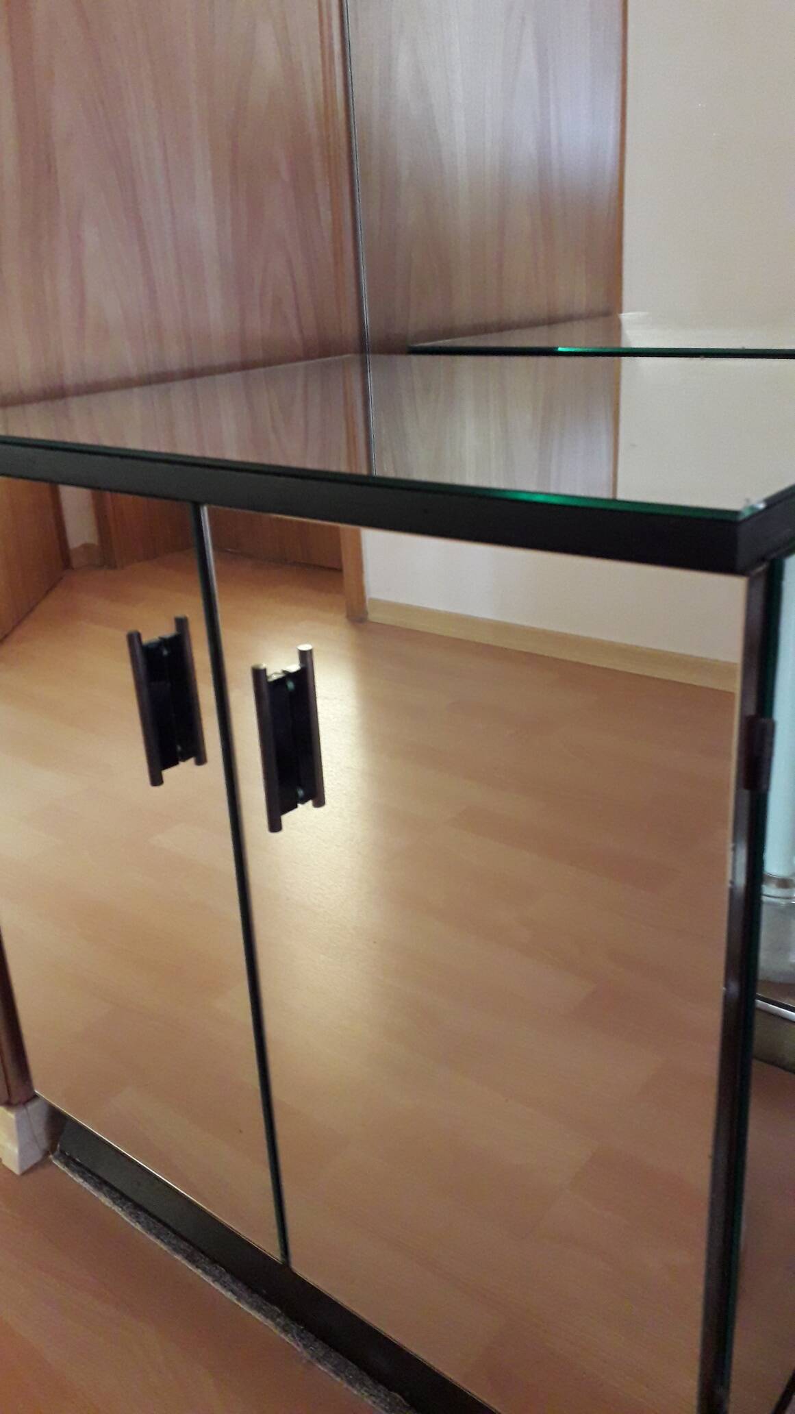 Petit meuble en verre miroir, France vers 1950