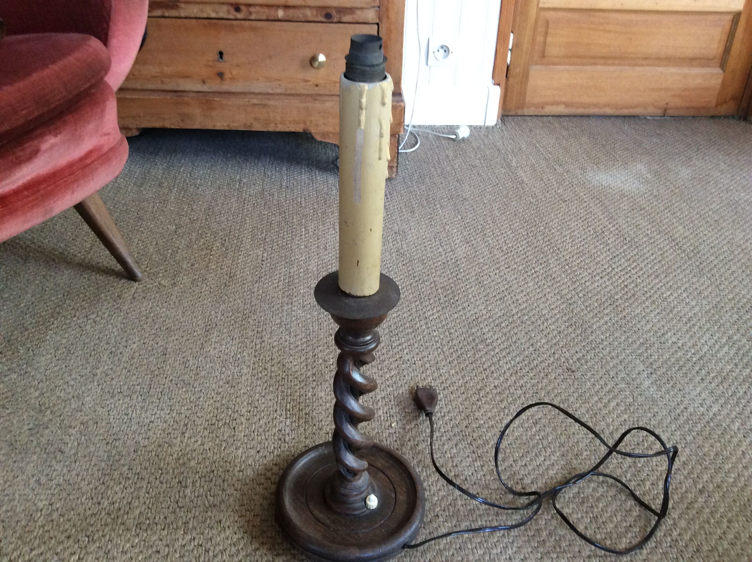 Wooden lamp foot