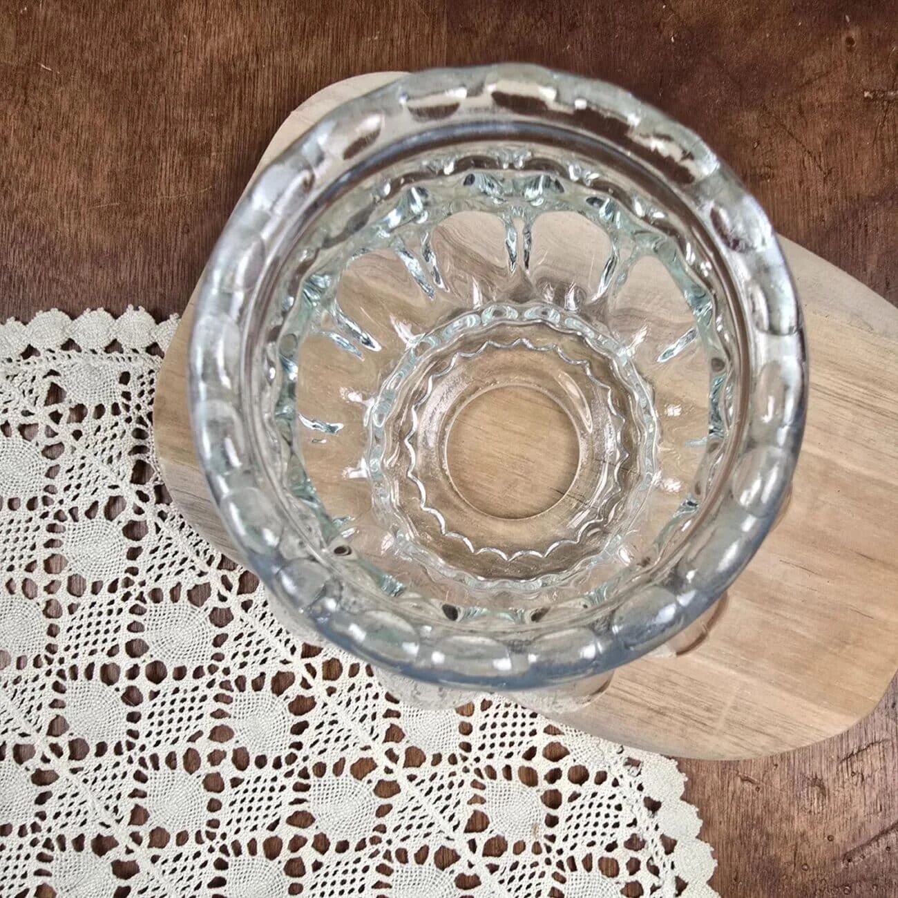 Vintage glass moulded globe – Light fixture with bubble decor