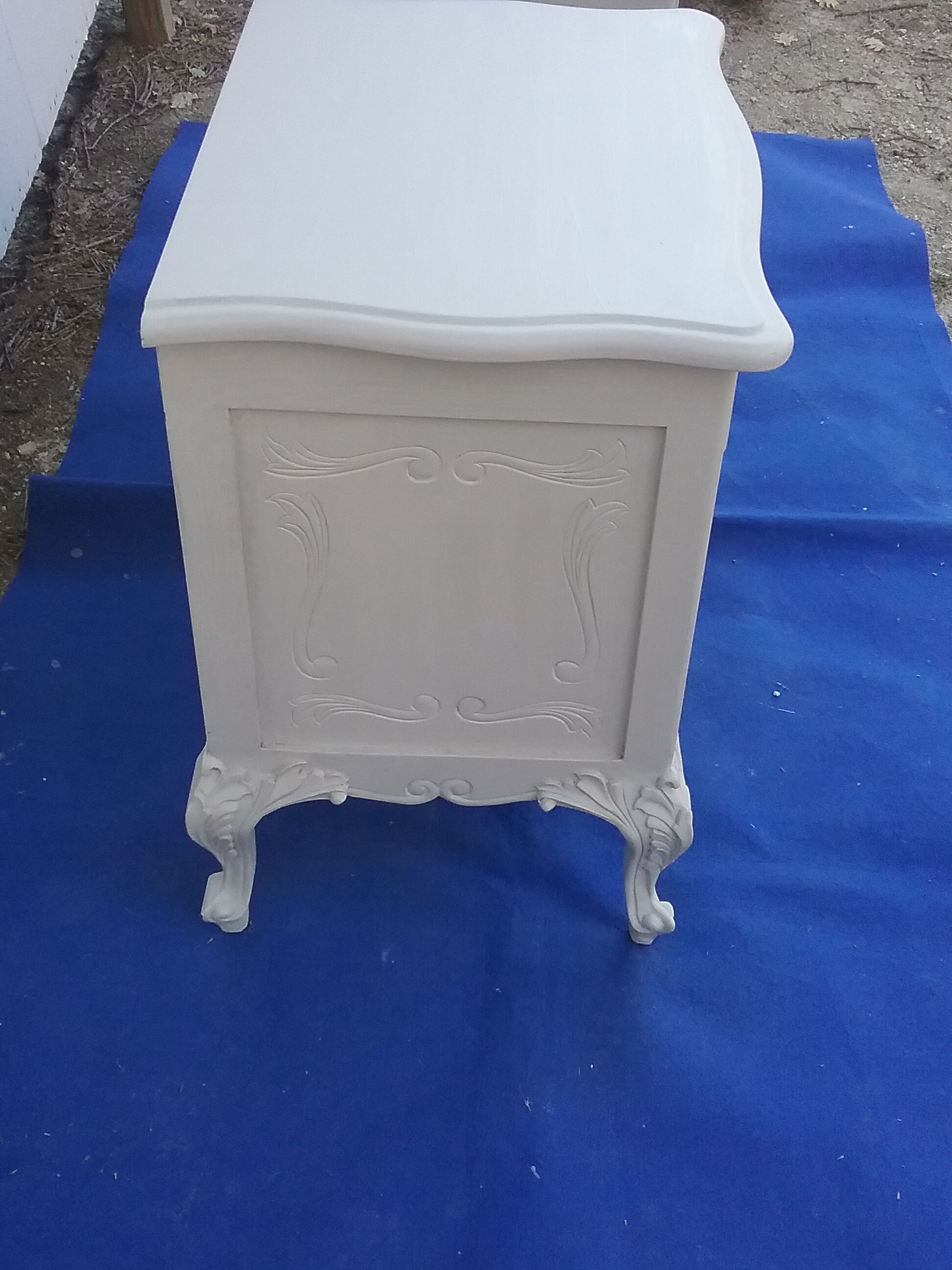 Paire de chevets style Louis XV