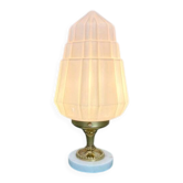 Lampe art déco avec globe en opaline rose pastel