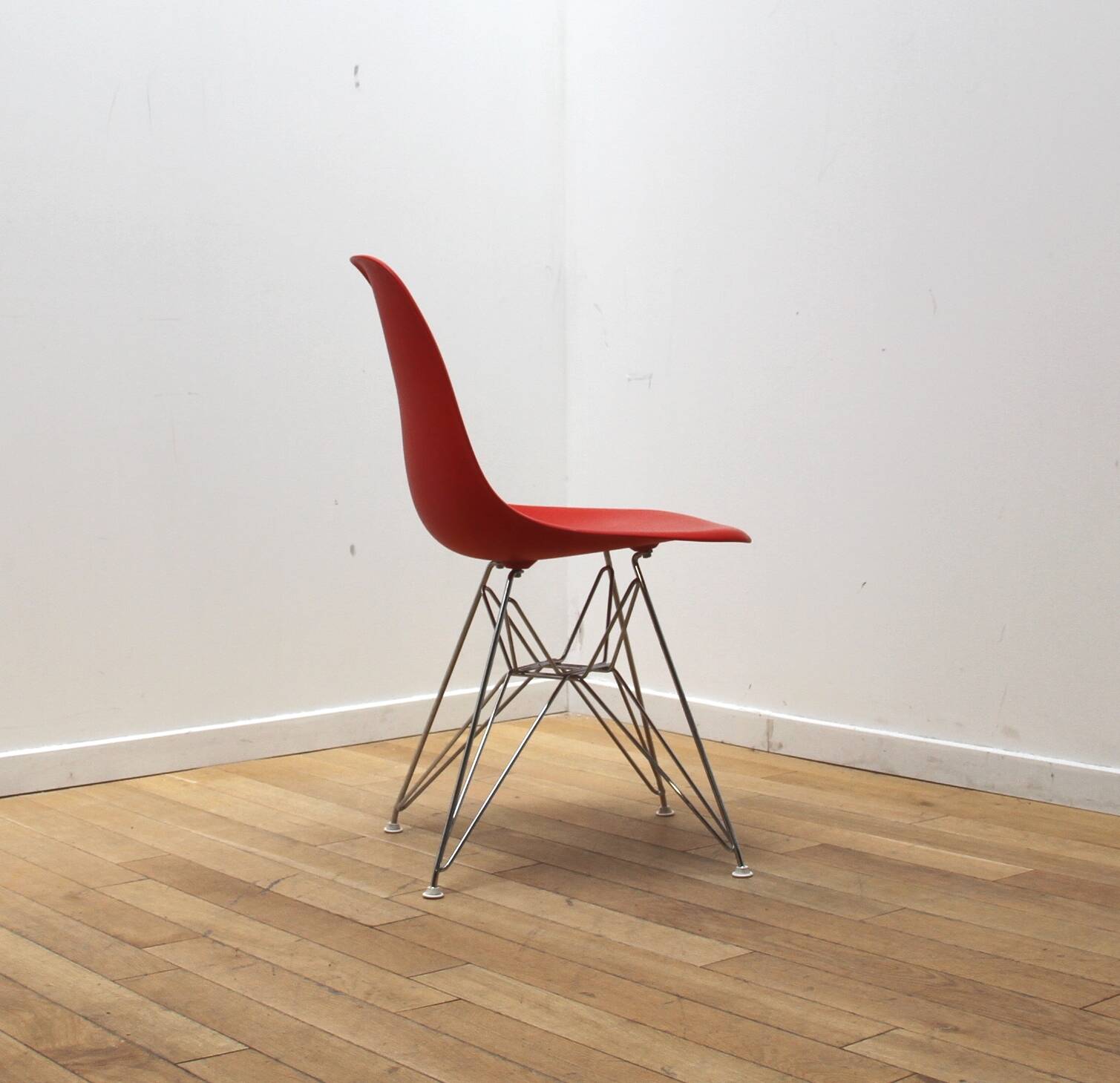 DSR Chair, Charles & Ray Eames Vitra