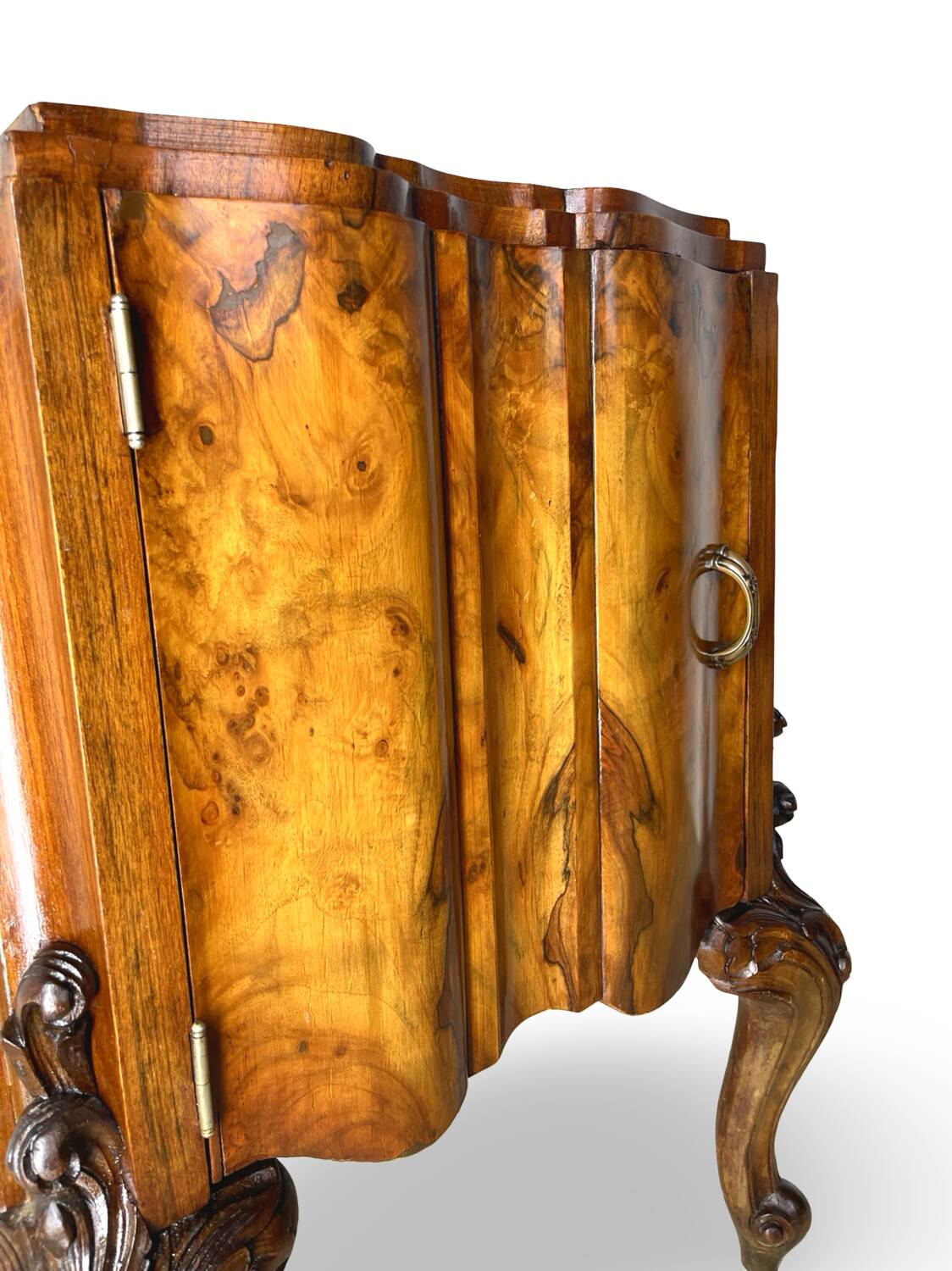 Italian nightstands from the 1930s