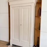 Walnut wardrobe, early 20th century