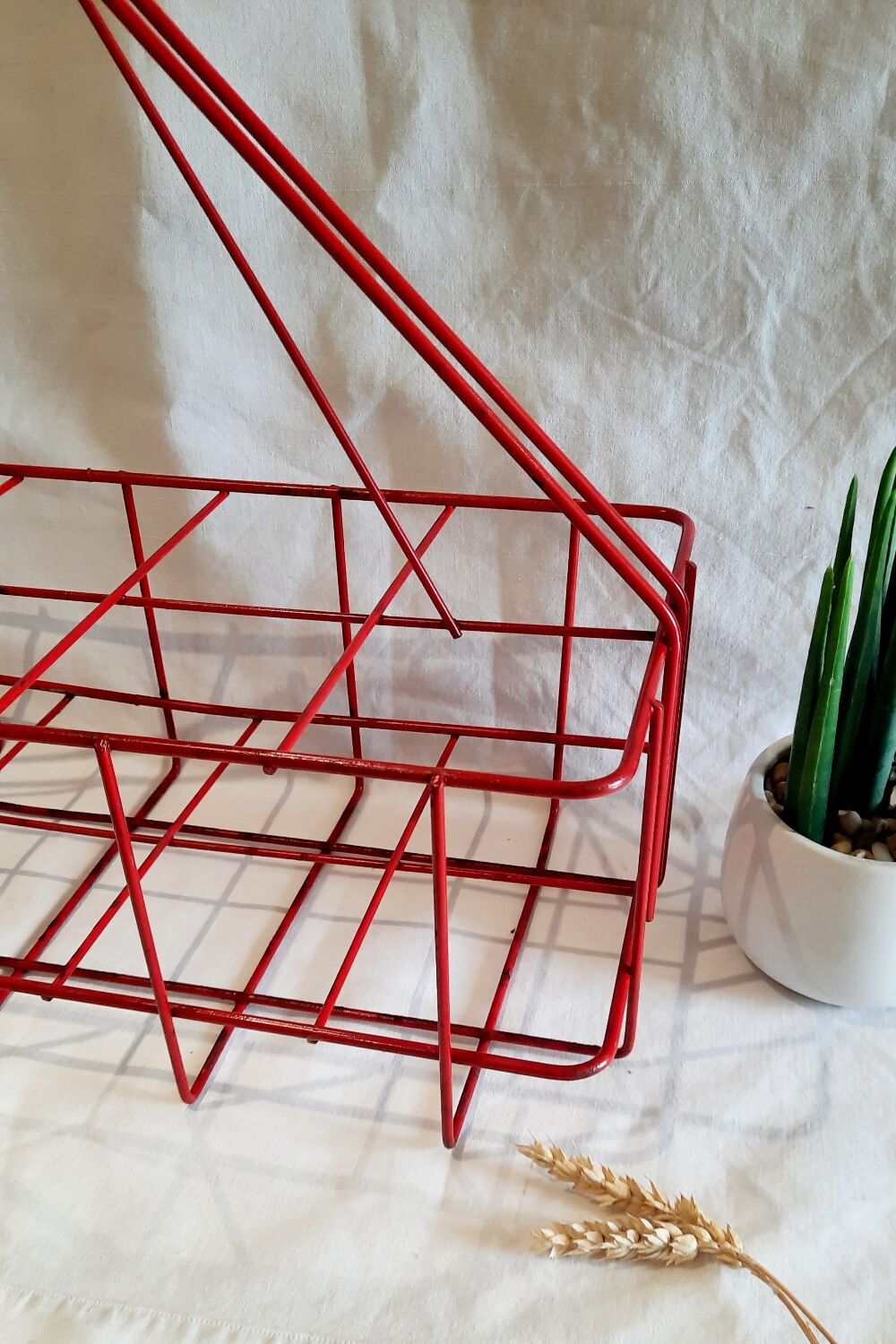Vintage metal bottle holder