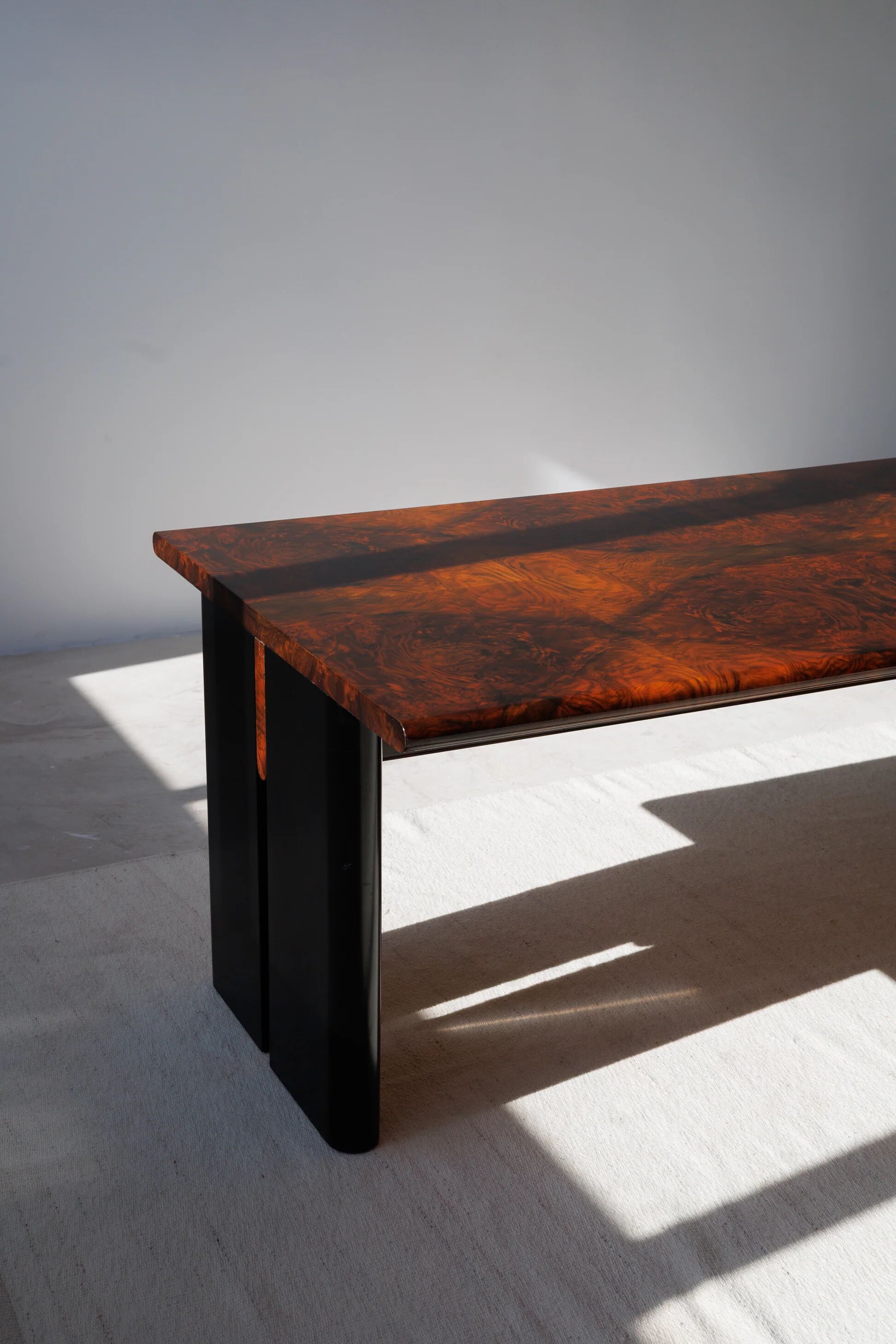 Executive burlwood desk 1980s
