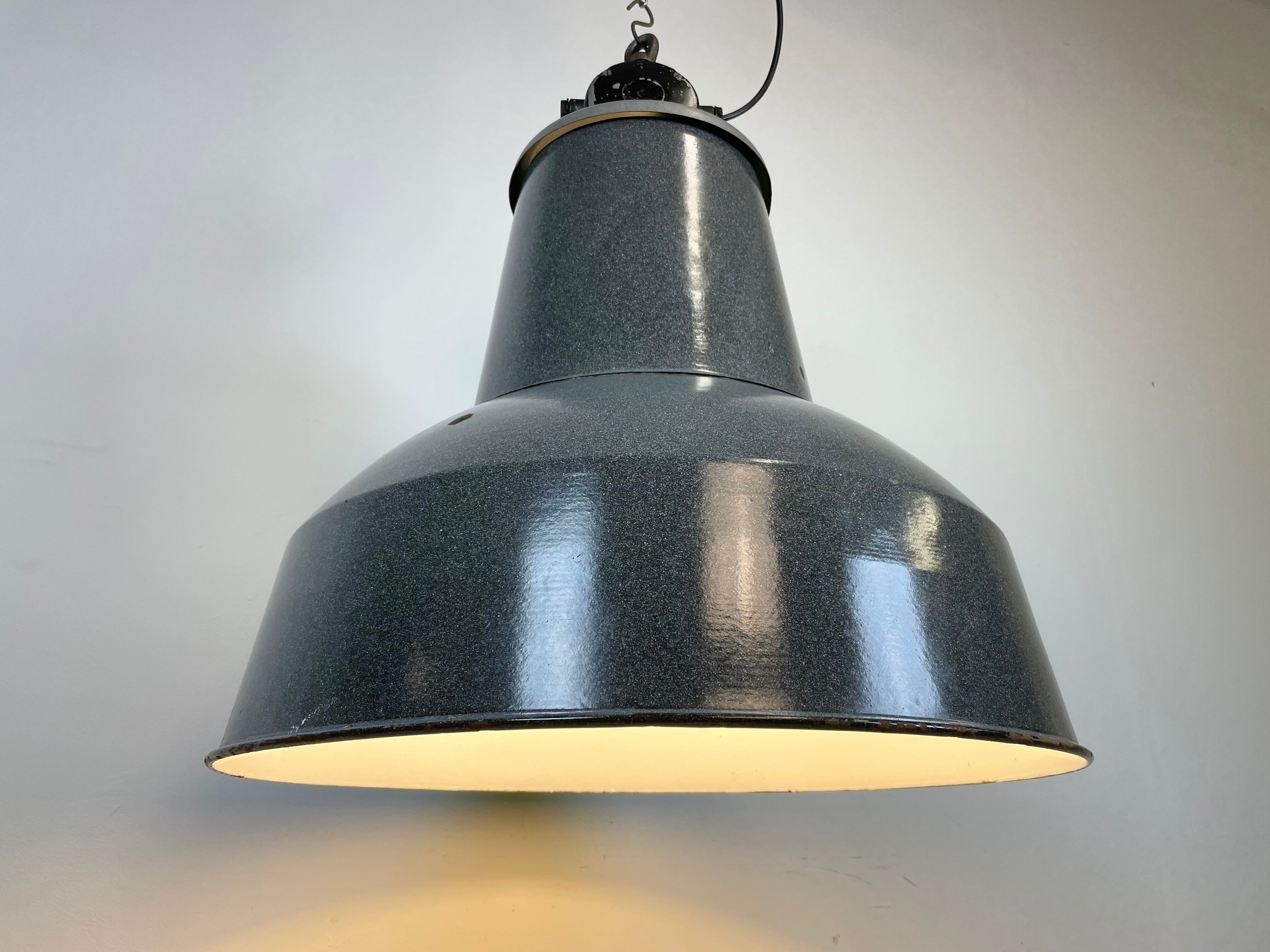 Large Grey Enamel Industrial Factory Lamp from Elektrosvit, 1960s