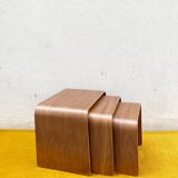 Trio de tables gigognes Habitat – design noyer courbé scandinave