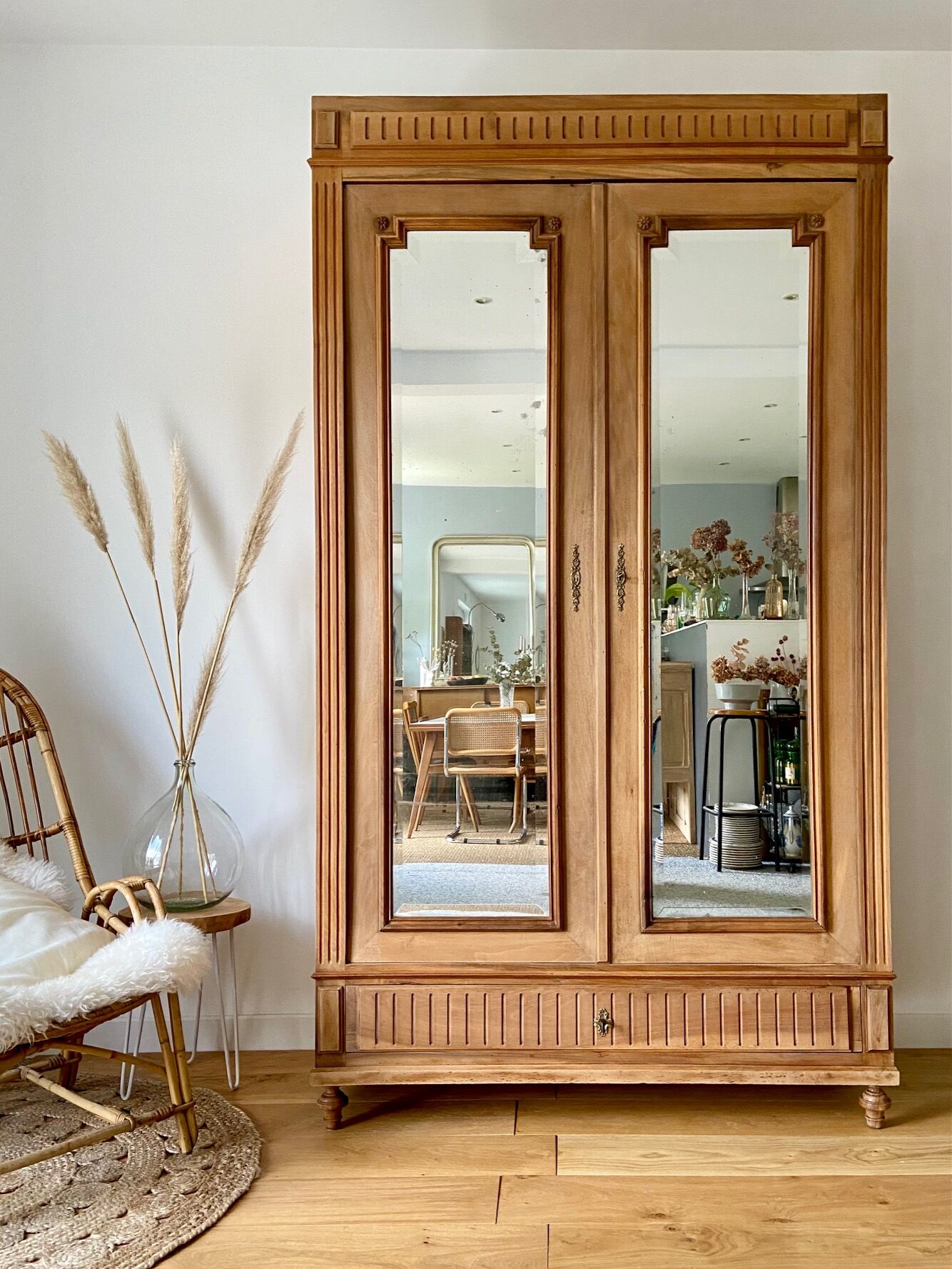 Louis XVI style cabinet in raw solid walnut