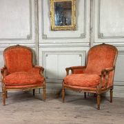 Paire de fauteuils transitions en bois sculpté, XVIIIème siècle