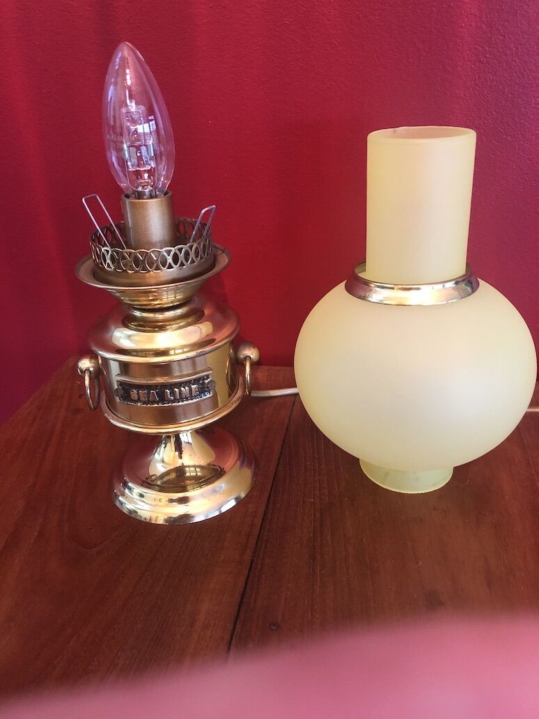 Brass marine lamp